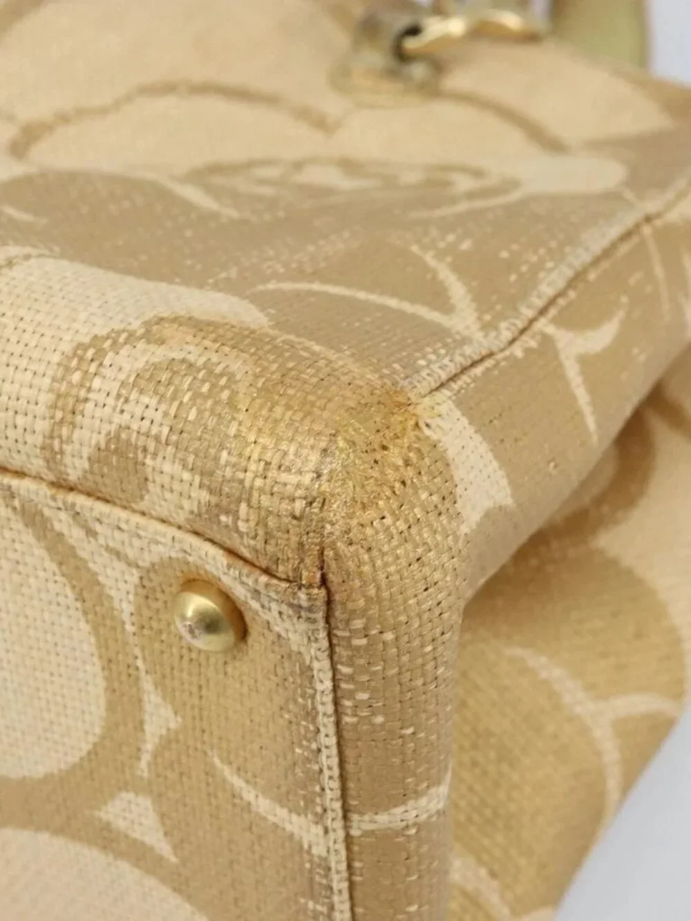 CHANEL Tote Bag Straw Beige Gold CC Auth bs33645